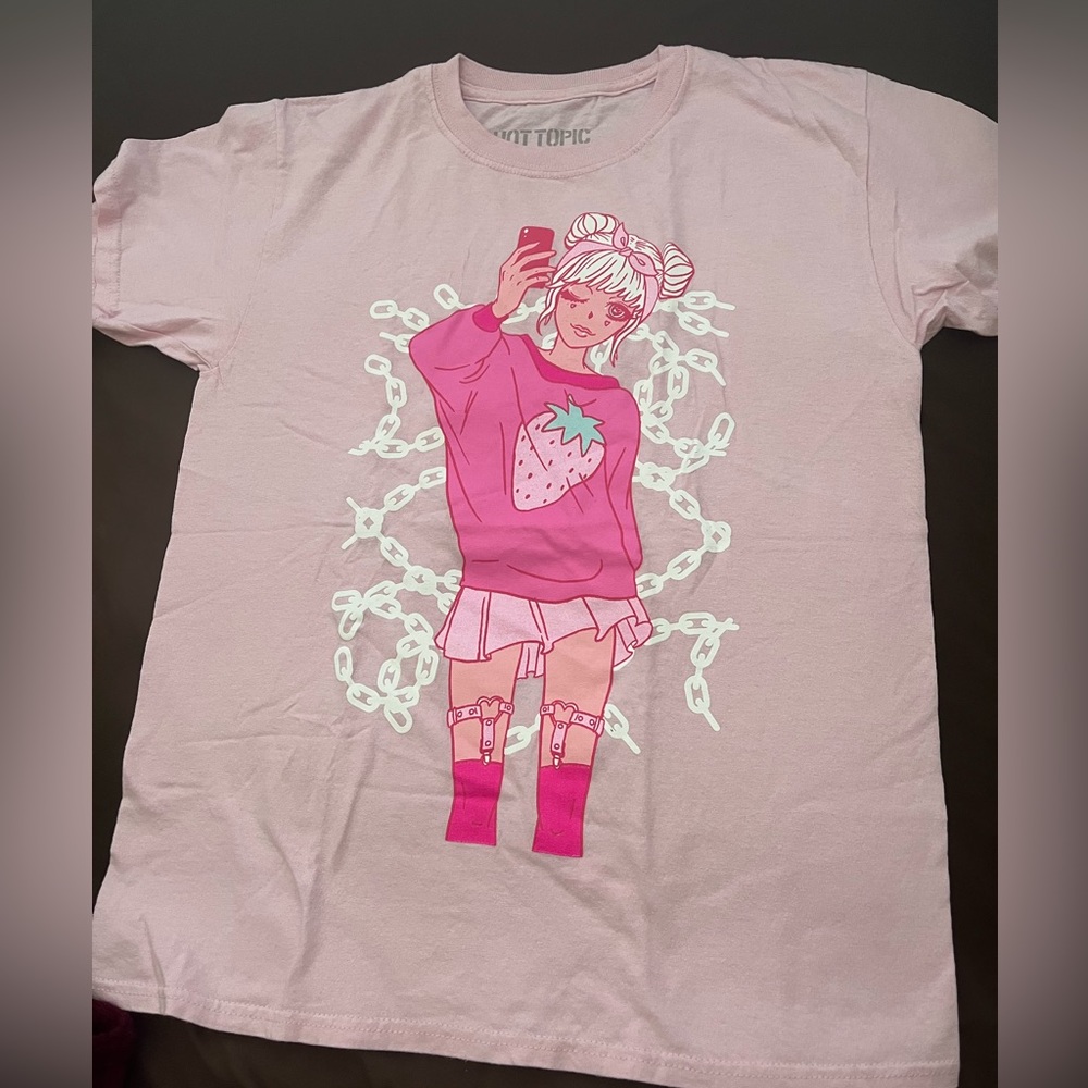 Hot Topic Oversized Pink Anime Style Strawberry Tshirt